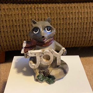Raccoon “Joy” decoration